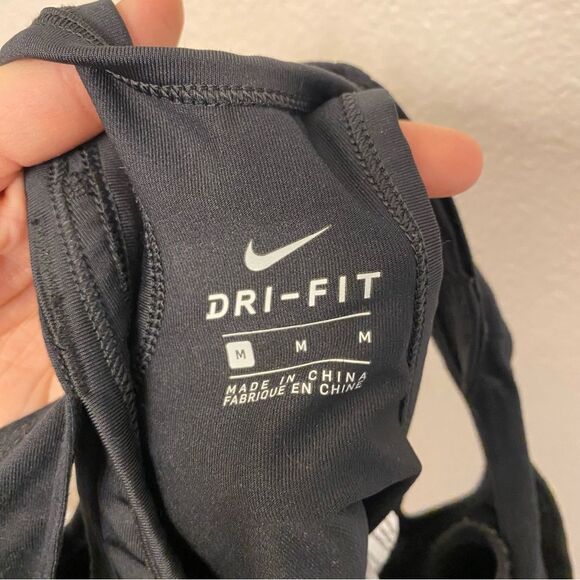 Nike Womens black Dri Fit Tank layered built in sports bra running top M - Picture 9 of 11